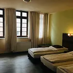 Altdüsseldorf 3*