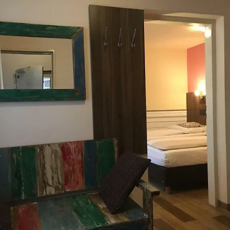 Altdüsseldorf 3*