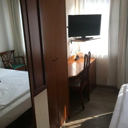 Altdüsseldorf 3* Düsseldorf